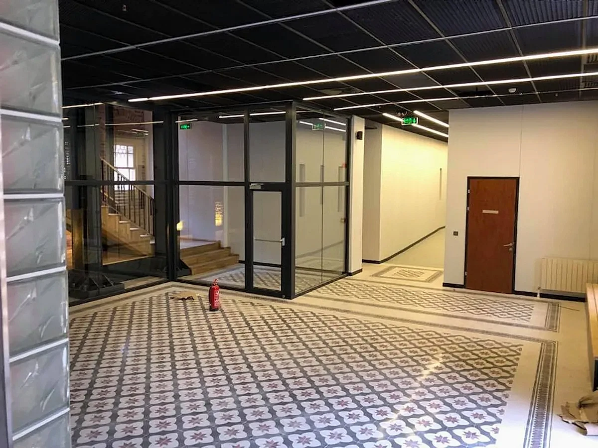 Kabataş Erkek Lisesi Kültür Binası